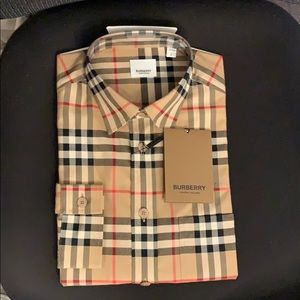 Men’s Burberry button down